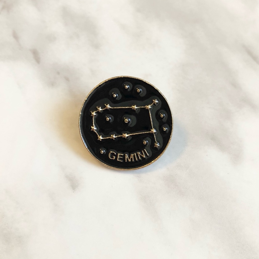 🎉 New Gemini Constellation Zodiac Enamel Pin